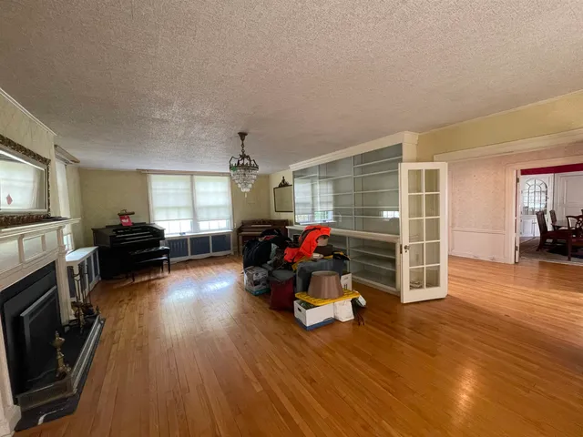 $825,000 | 31 Pearl Street, Essex Junction, VT 05452