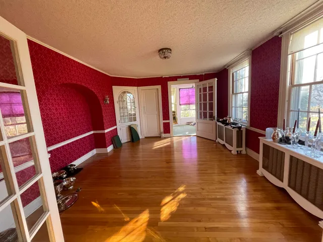 $825,000 | 31 Pearl Street, Essex Junction, VT 05452