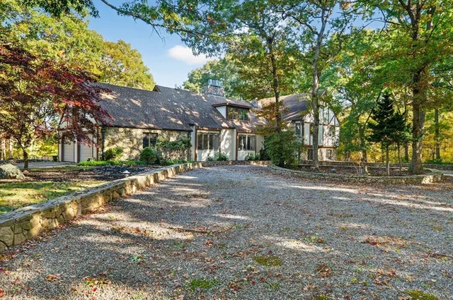 $1,595,000 | 105 Rock O'Dundee Road, Dartmouth, MA 02748