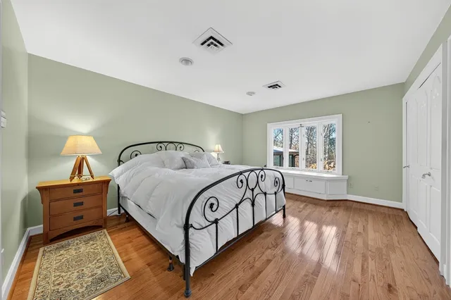 $1,595,000 | 105 Rock O'Dundee Road, Dartmouth, MA 02748