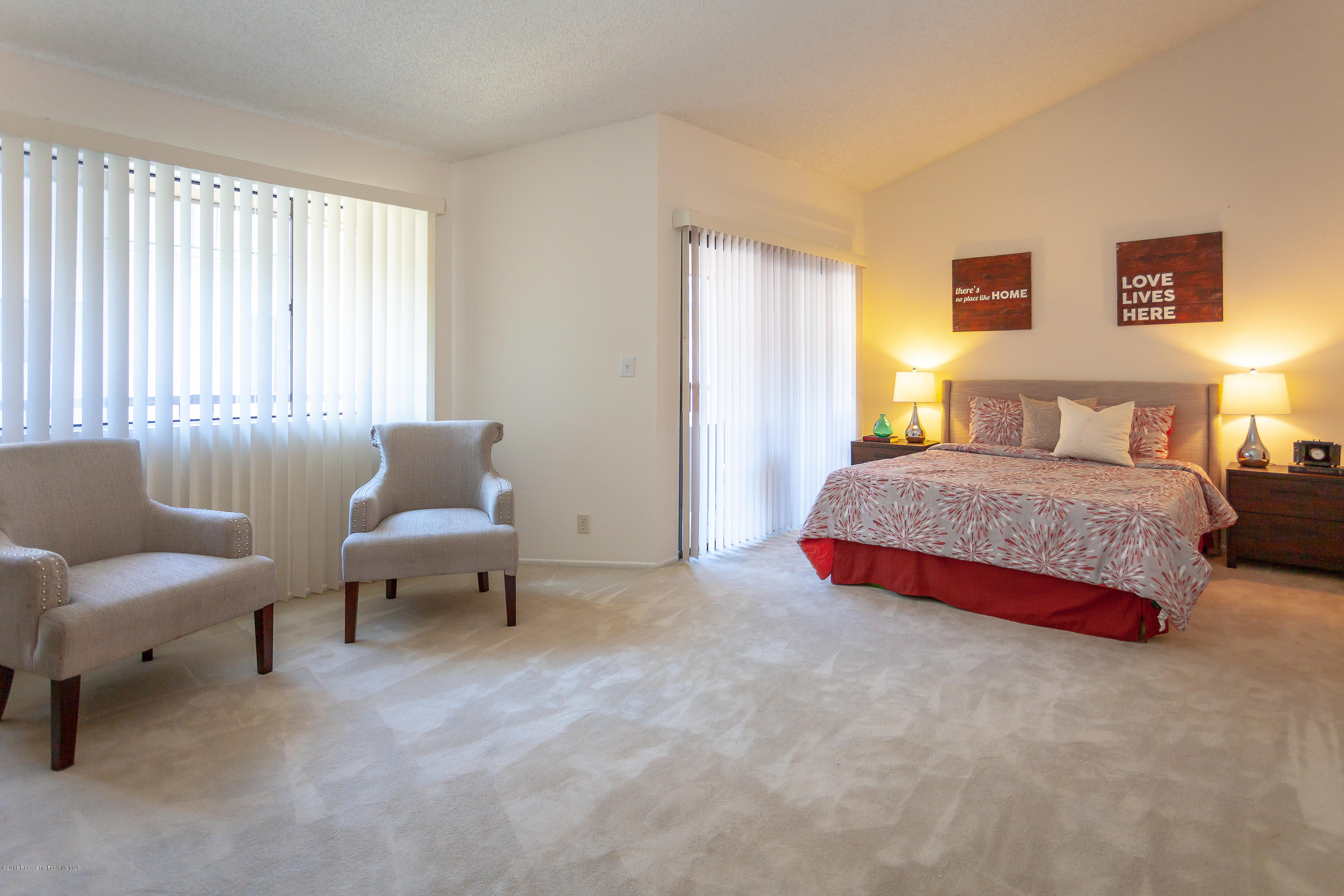 1881 Alpha Road, Unit 2 Glendale, CA 91208 - Photo 14 of 21 1881 Alpha Rd, Glendale-20