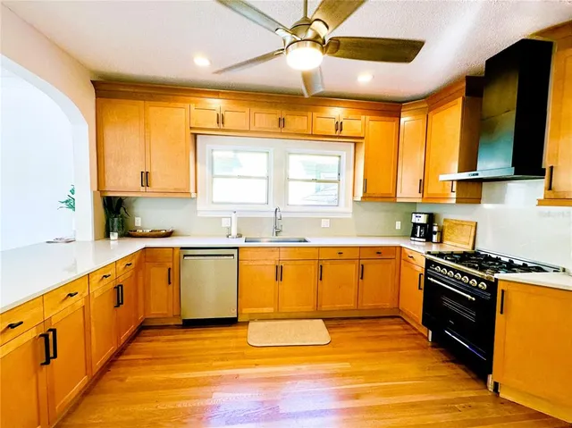 $1,795,000 | 150 18th Avenue North, St. Petersburg, FL 33704