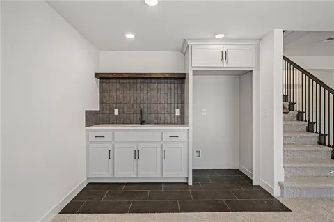 $699,575 | 25010 West 89th Terrace, Lenexa, KS 66227