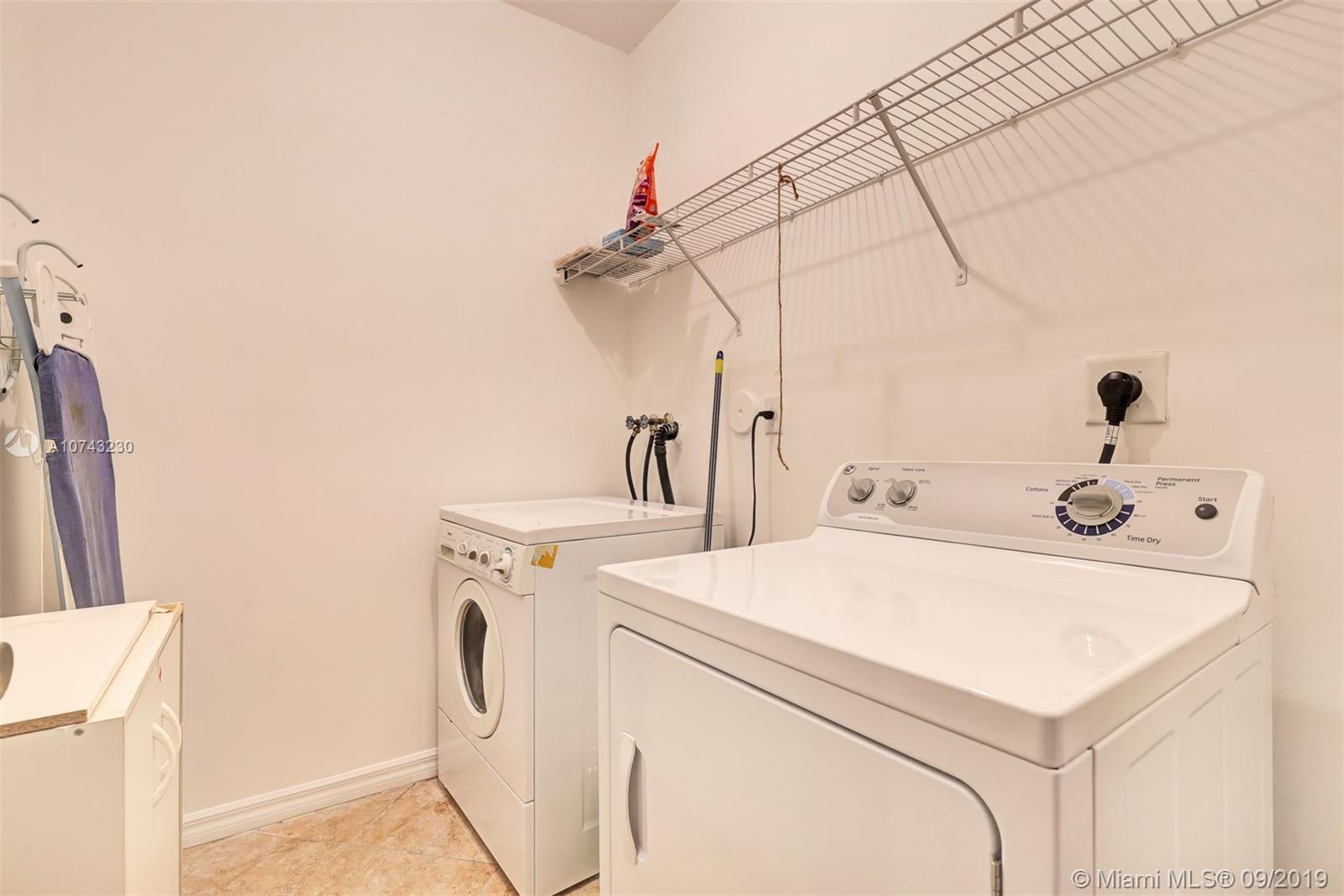 3158 Southwest 153rd Path, Unit 3158 Miami, FL 33185 - Photo 30 of 48