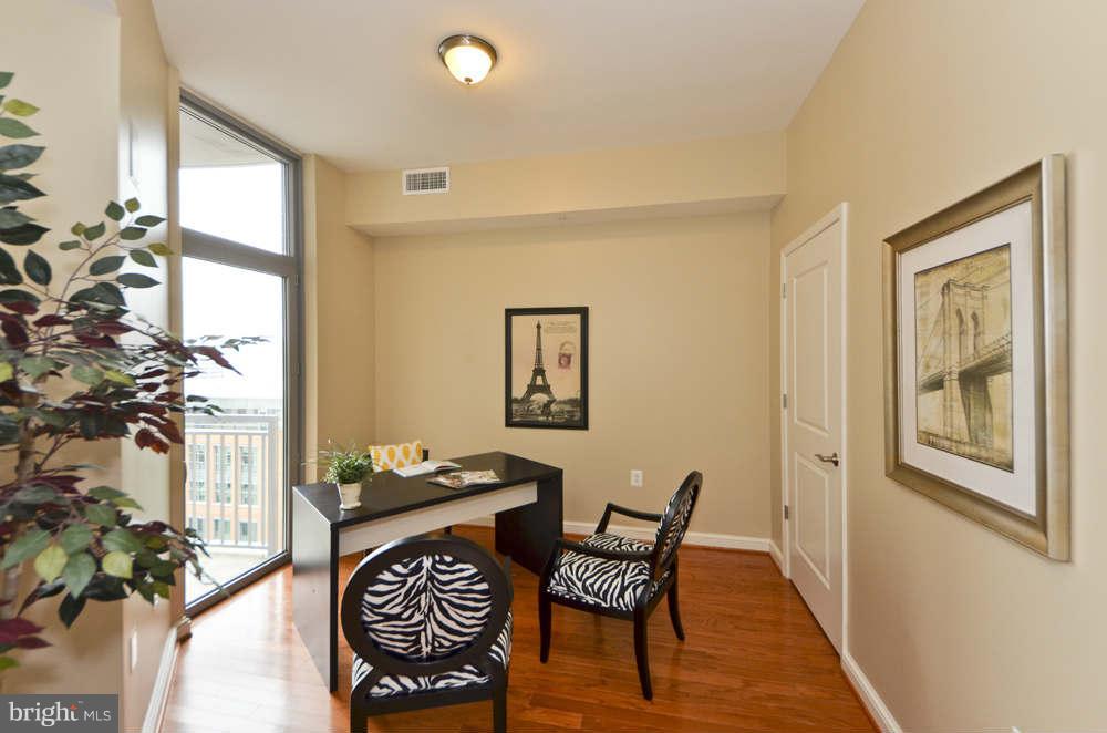 11990 Market Street, Unit 1503 Reston, VA 20190 - Photo 16 of 30 Bedroom 2/den