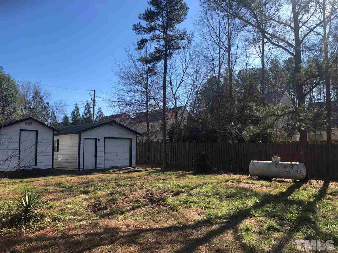 5525 Bobbitt Road Apex, NC 27539 - Photo 3 of 4