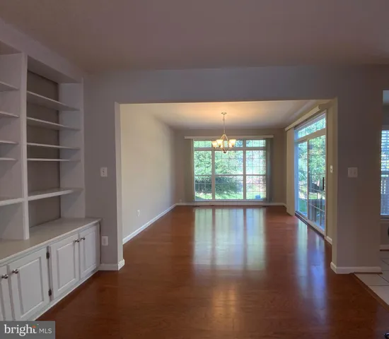 $3,900 | 5722 Governors Pond Circle, Alexandria, VA 22310