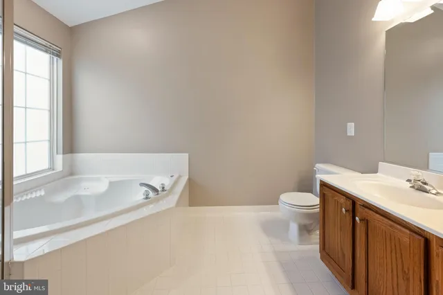 $3,800 | 5722 Governors Pond Circle, Alexandria, VA 22310