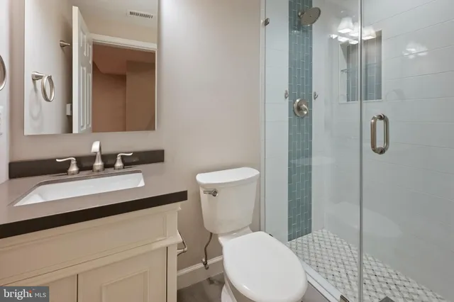 $3,800 | 5722 Governors Pond Circle, Alexandria, VA 22310