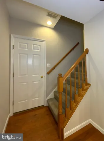 $3,900 | 5722 Governors Pond Circle, Alexandria, VA 22310