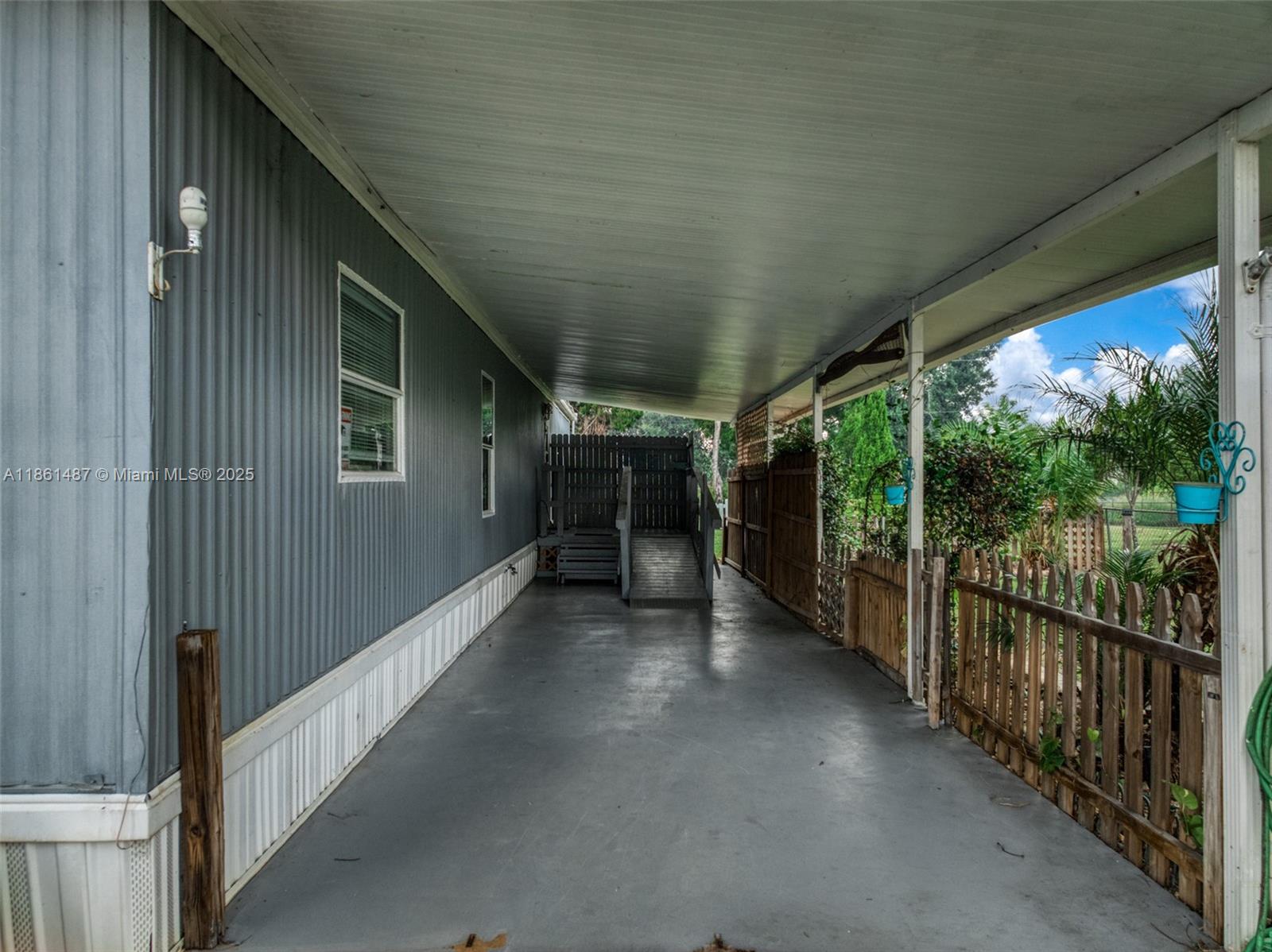 1145 Bluejay Road Wauchula, FL 33873 - Photo 25 of 42 a view of a porch