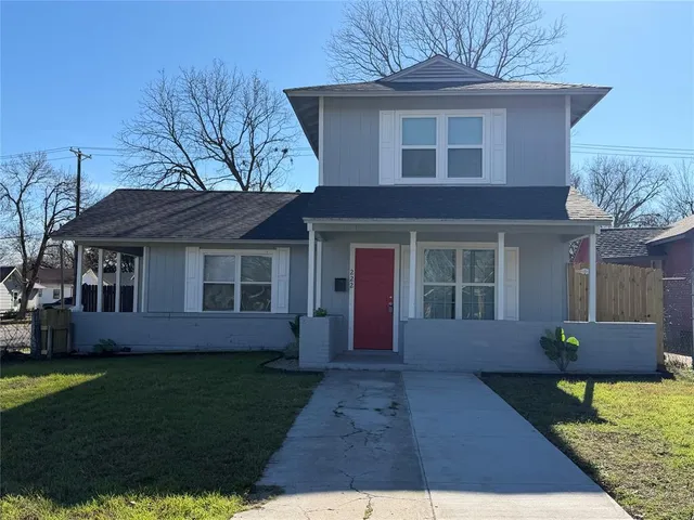 $1,500 | 222 East Woodin Boulevard, Dallas, TX 75216