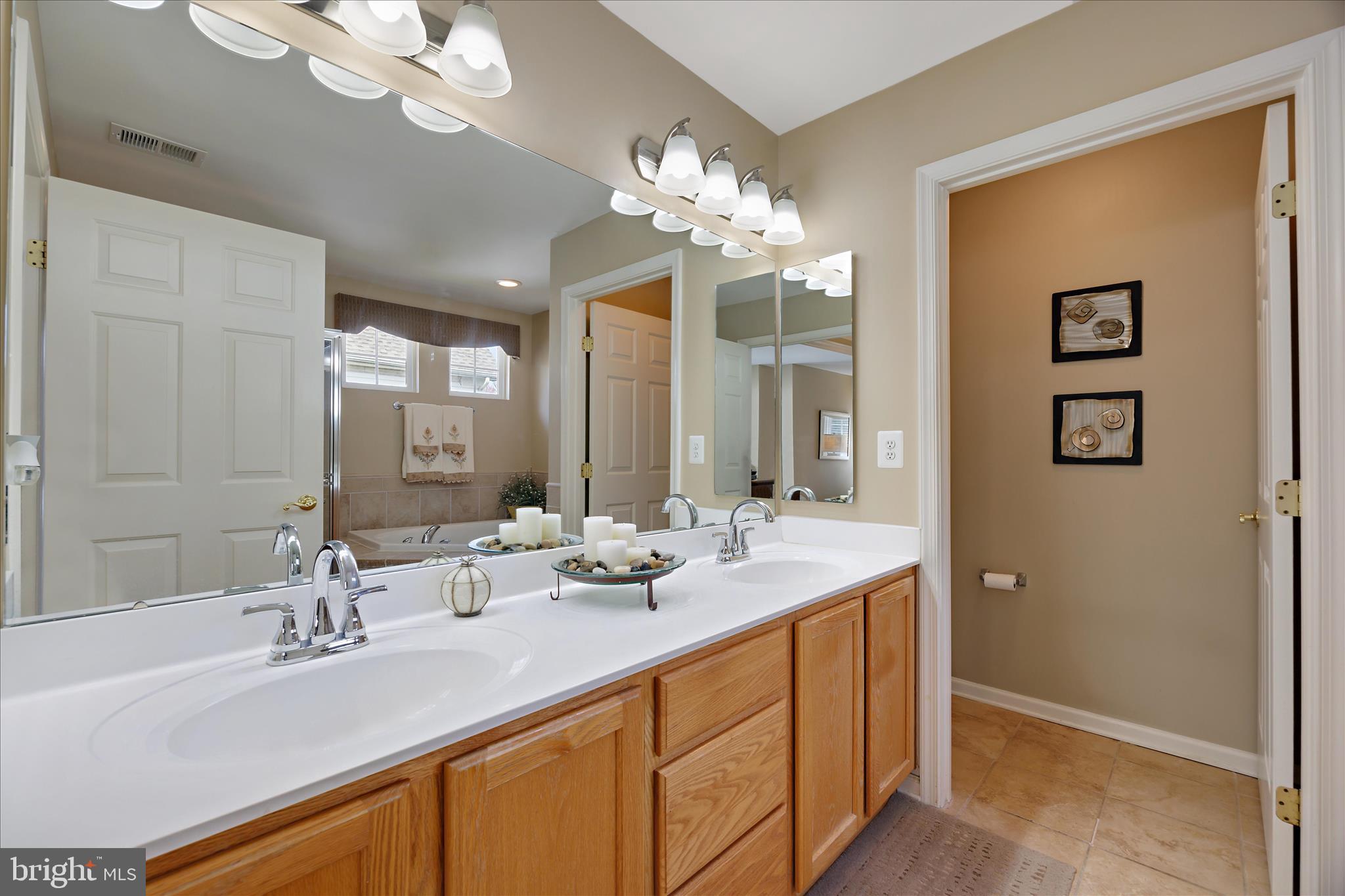 12215 Statewood Road Reisterstown, MD 21136 - Photo 31 of 64 Primary Bath