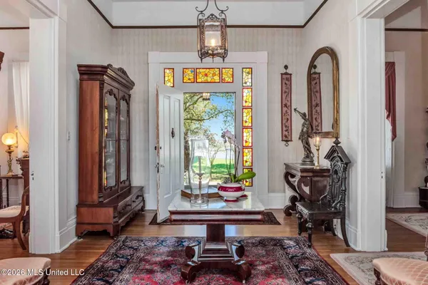$1,985,000 | 305 South Broadway Street, Natchez, MS 39120