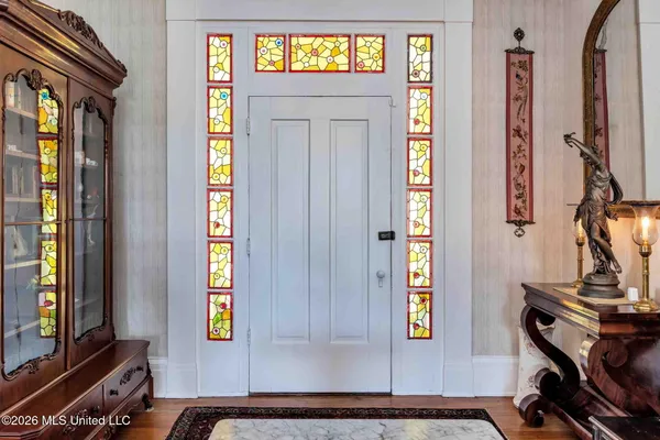 $1,985,000 | 305 South Broadway Street, Natchez, MS 39120