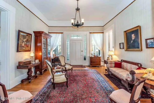$1,985,000 | 305 South Broadway Street, Natchez, MS 39120