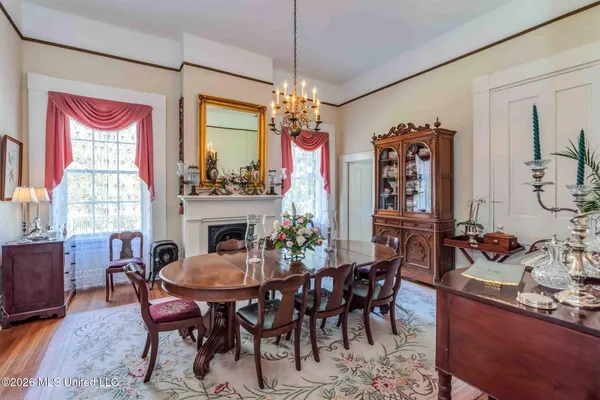 $1,985,000 | 305 South Broadway Street, Natchez, MS 39120