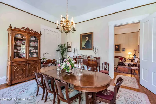 $1,985,000 | 305 South Broadway Street, Natchez, MS 39120