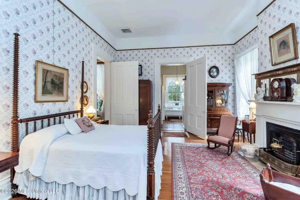 $1,985,000 | 305 South Broadway Street, Natchez, MS 39120