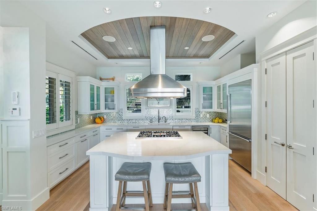 52 6th Street South Naples, FL 34102 - Photo 16 of 35