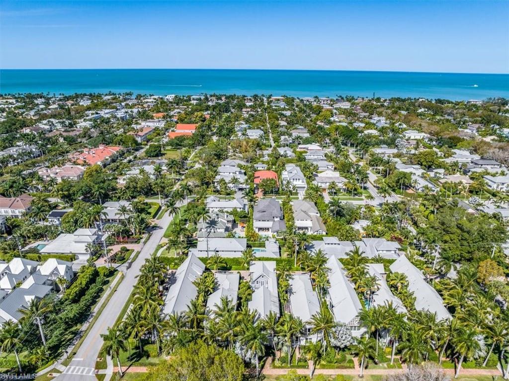52 6th Street South Naples, FL 34102 - Photo 34 of 35