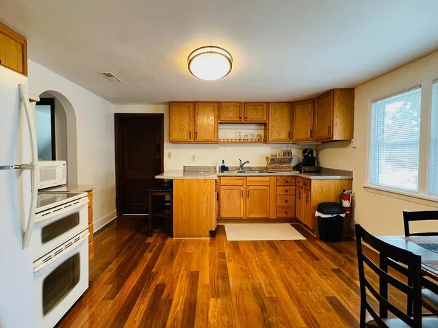 $1,100 | 66 Jackson Street, Fort Atkinson, WI 53538