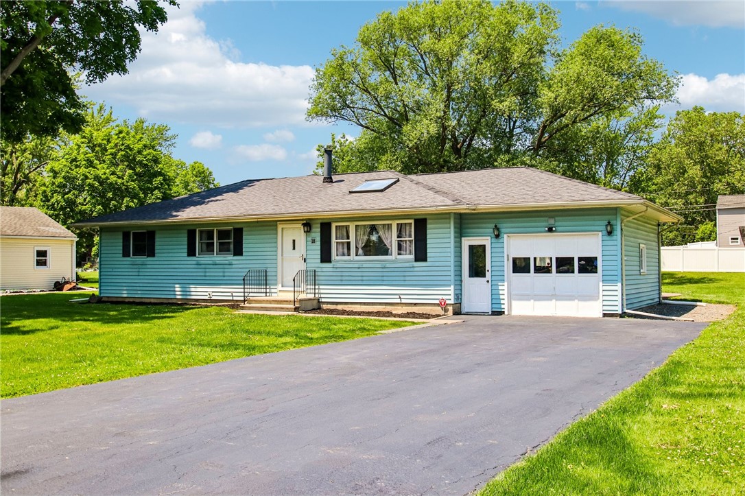 18 Wills Road Chili, NY 14624 - Photo 2 of 47