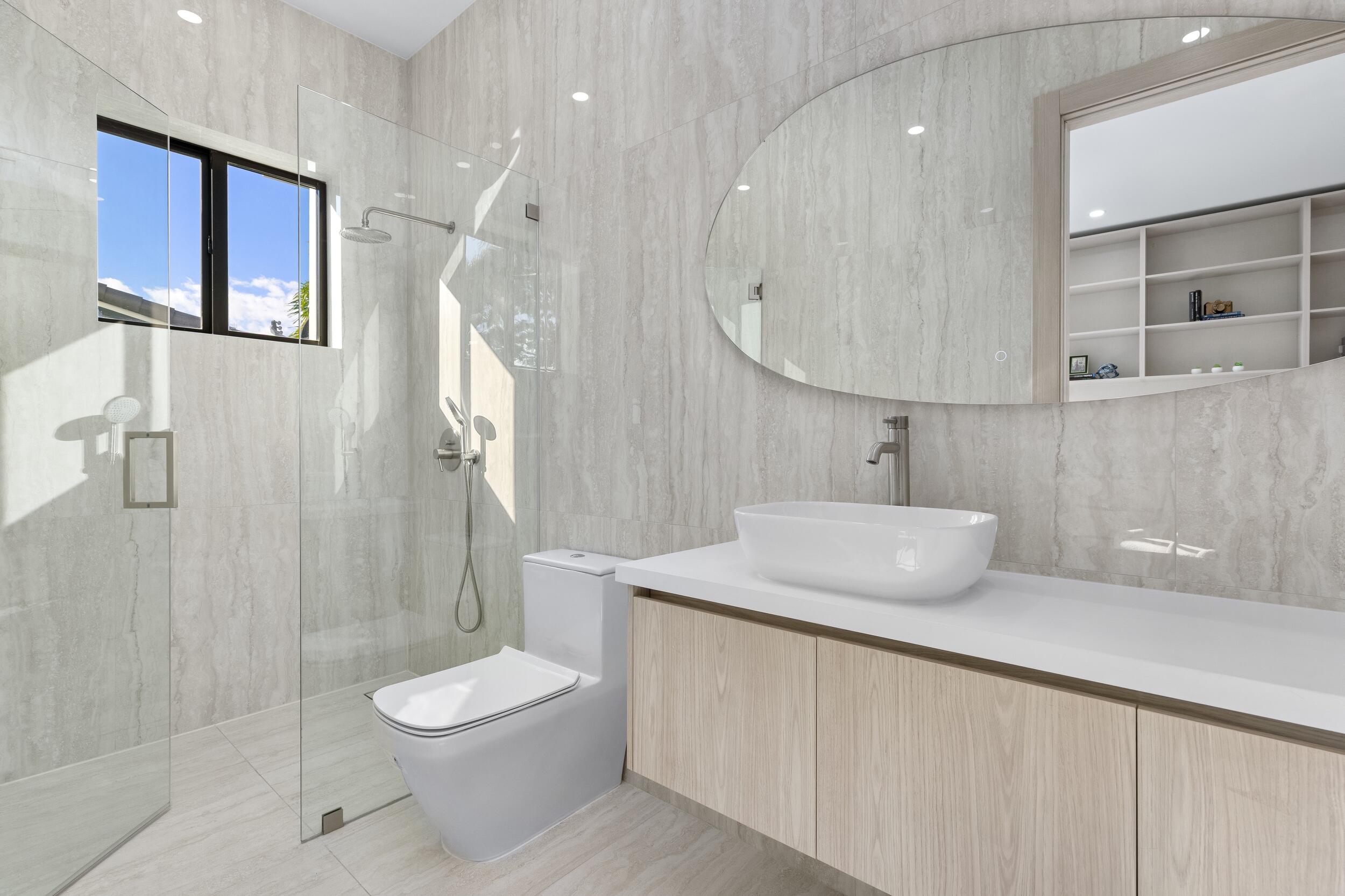 957 Southwest 12th Street Boca Raton, FL 33486 - Photo 29 of 65 Guest Bath