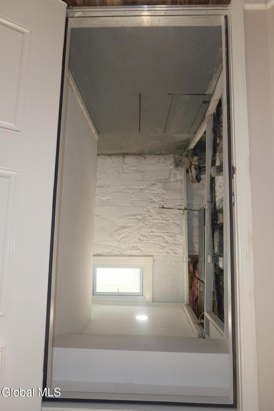 888 Lancaster Street, Unit LOWER LEVEL Albany, NY 12203 - Photo 14 of 20 IMG_1161