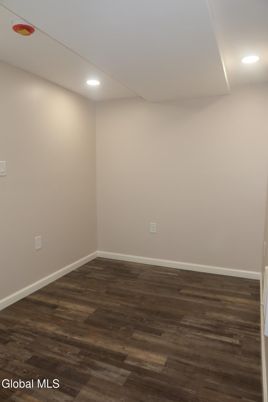 888 Lancaster Street, Unit LOWER LEVEL Albany, NY 12203 - Photo 18 of 20 IMG_1175