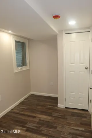 $2,000 | 888 Lancaster Street, Unit LOWER LEVEL, Albany, NY 12203