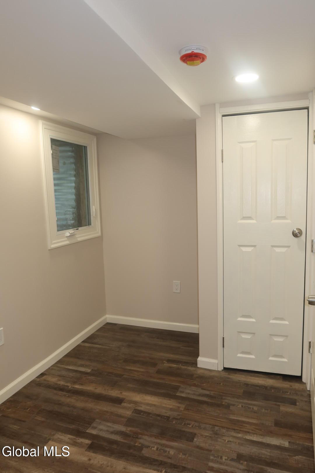 888 Lancaster Street, Unit LOWER LEVEL Albany, NY 12203 - Photo 19 of 20 IMG_1173