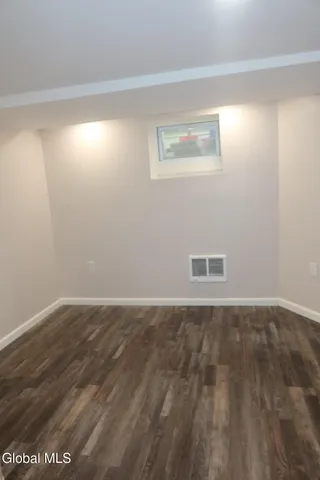 $2,000 | 888 Lancaster Street, Unit LOWER LEVEL, Albany, NY 12203