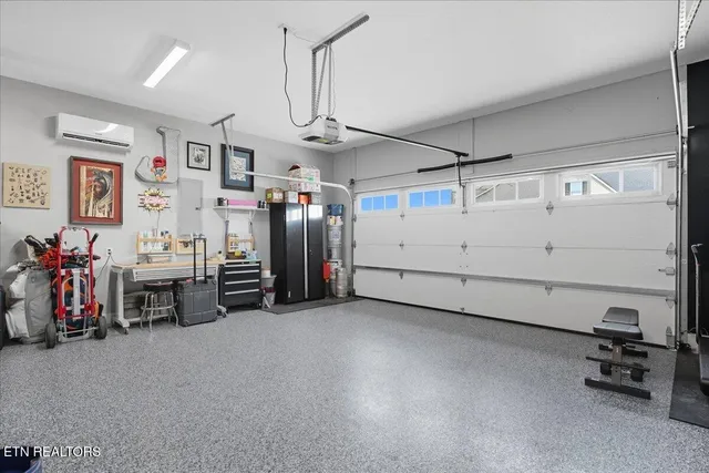 $773,800 | 2223 Hickory Crest Lane, Knoxville, TN 37932