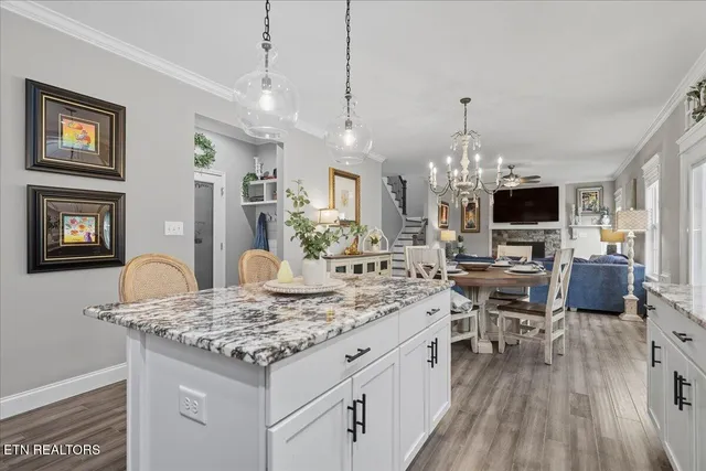 $773,800 | 2223 Hickory Crest Lane, Knoxville, TN 37932