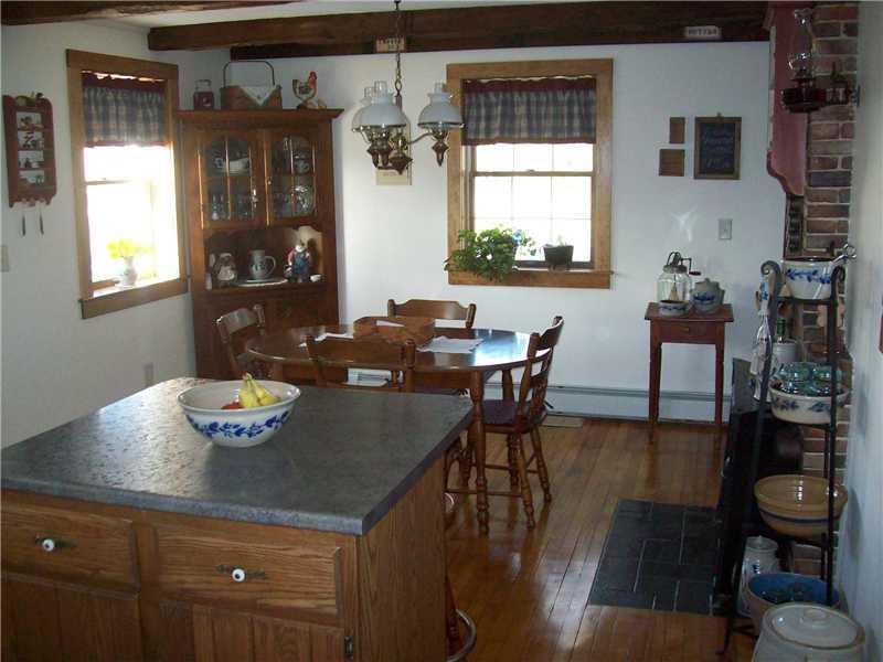 689 Franklin Road Jay, ME 04239 - Photo 10 of 35 Dining Room.