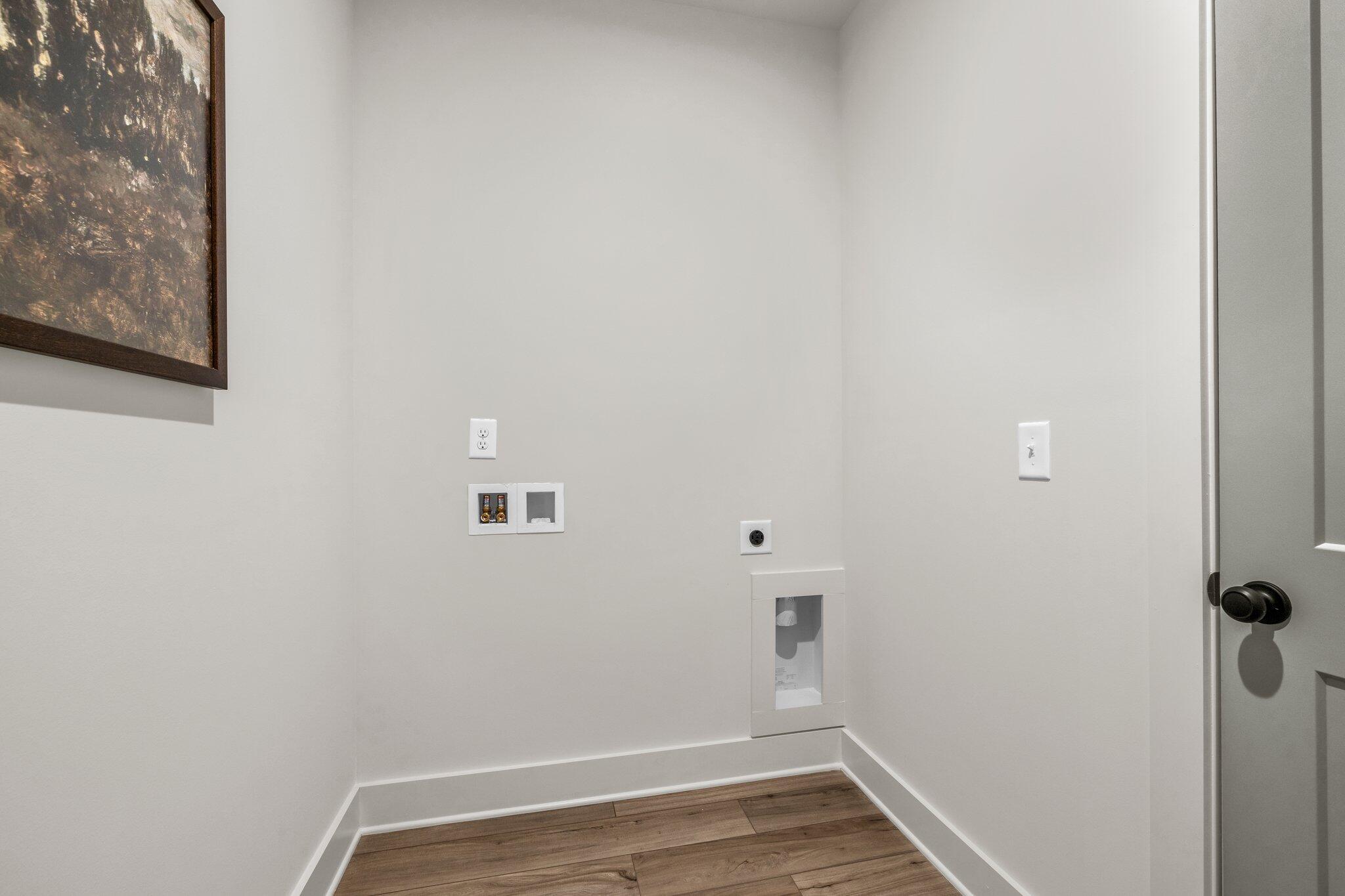 2608 Butlers Green Circle, Unit 11 Chattanooga, TN 37421 - Photo 14 of 30 Laundry