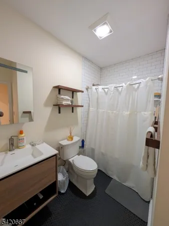 $2,750 | 124 East Main Street, Unit 211, Denville, NJ 07834