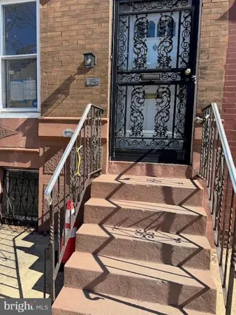 $2,000 | 1525 South 24th Street, Philadelphia, PA 19146
