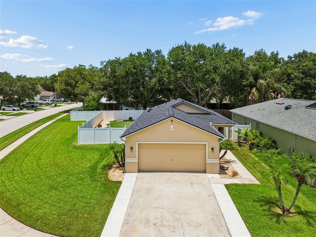 32323 Fish Hook Loop Wesley Chapel, FL 33545 - Photo 54 of 76