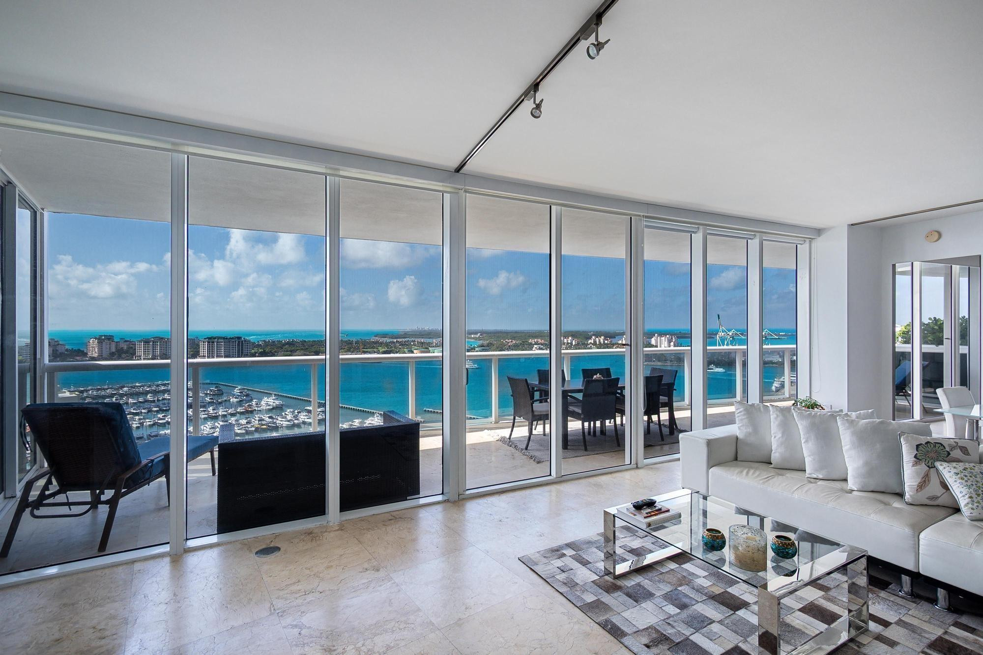 400 Alton Road, Unit 2208 Miami Beach, FL 33139 - Photo 17 of 36 Photo 17