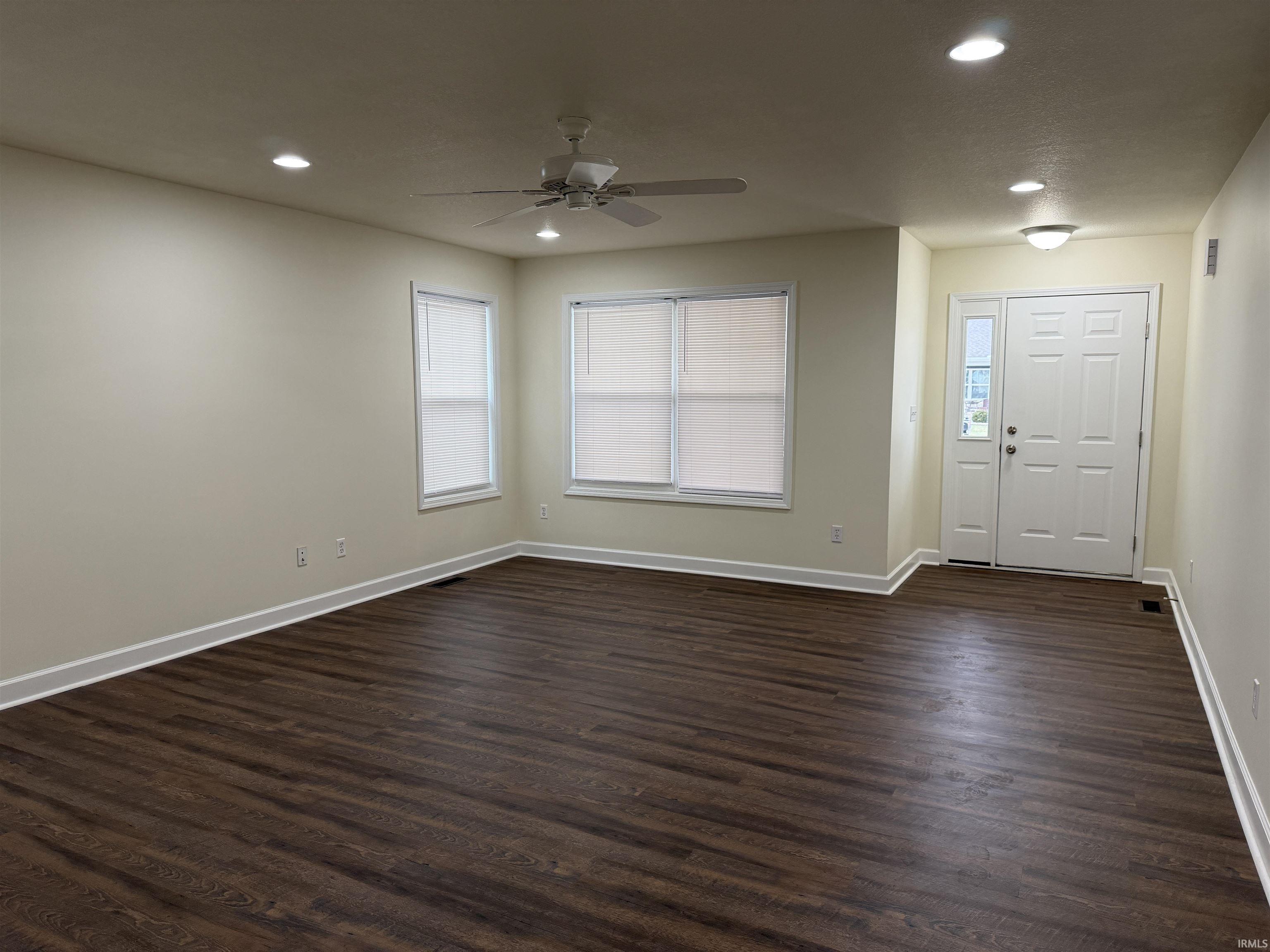 511 South Jackson Street Bremen, IN 46506 - Photo 5 of 18