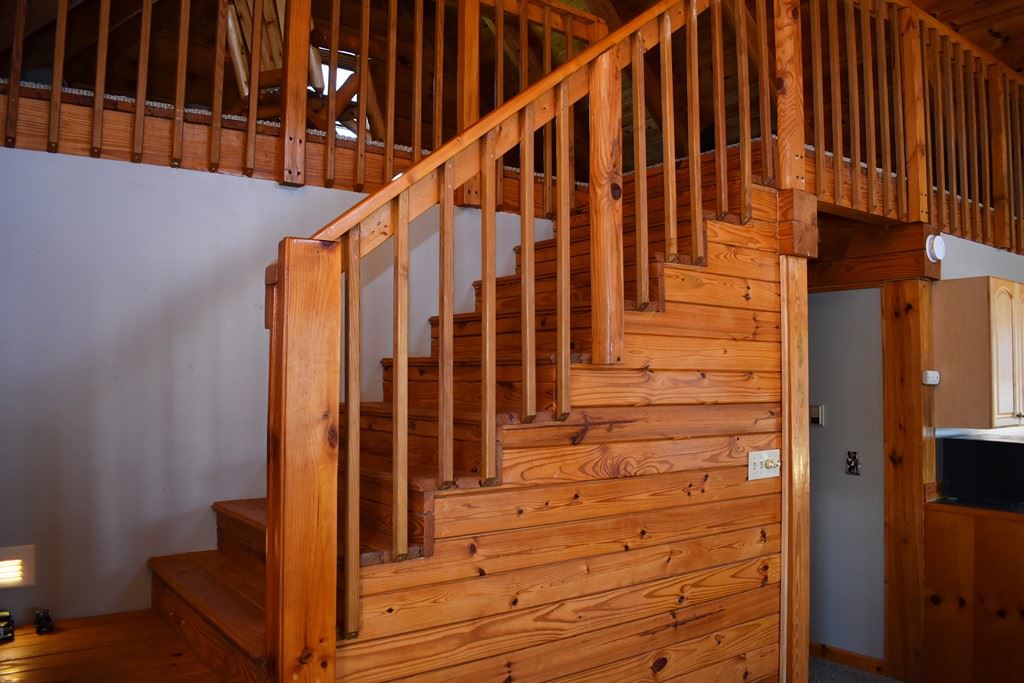 4888 East Coleman Road Clare, MI 48617 - Photo 12 of 35 1840034-11.JPG