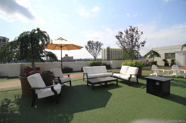 $899,000 | 10 City Place, Unit 12H, White Plains, NY 10601