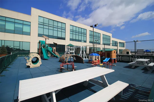 $899,000 | 10 City Place, Unit 12H, White Plains, NY 10601