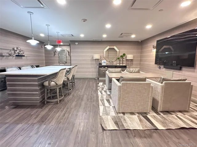 $899,000 | 10 City Place, Unit 12H, White Plains, NY 10601