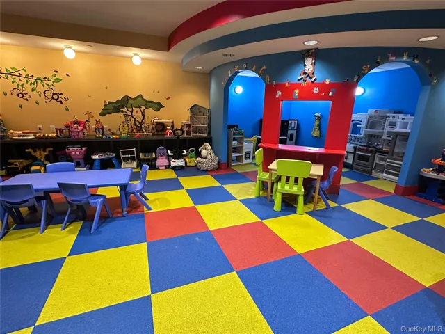 $899,000 | 10 City Place, Unit 12H, White Plains, NY 10601