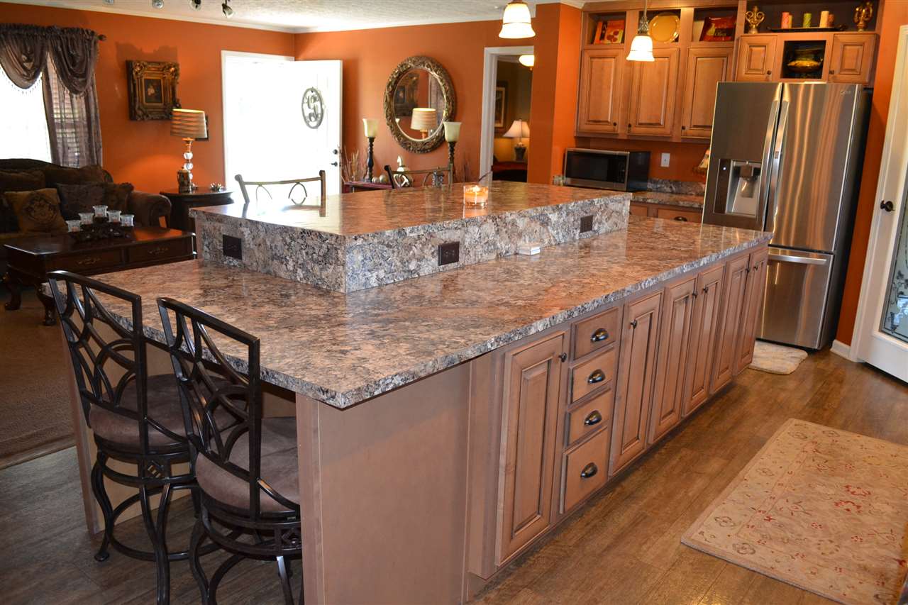 280 Strickland Road Campobello, SC 29322 - Photo 8 of 28