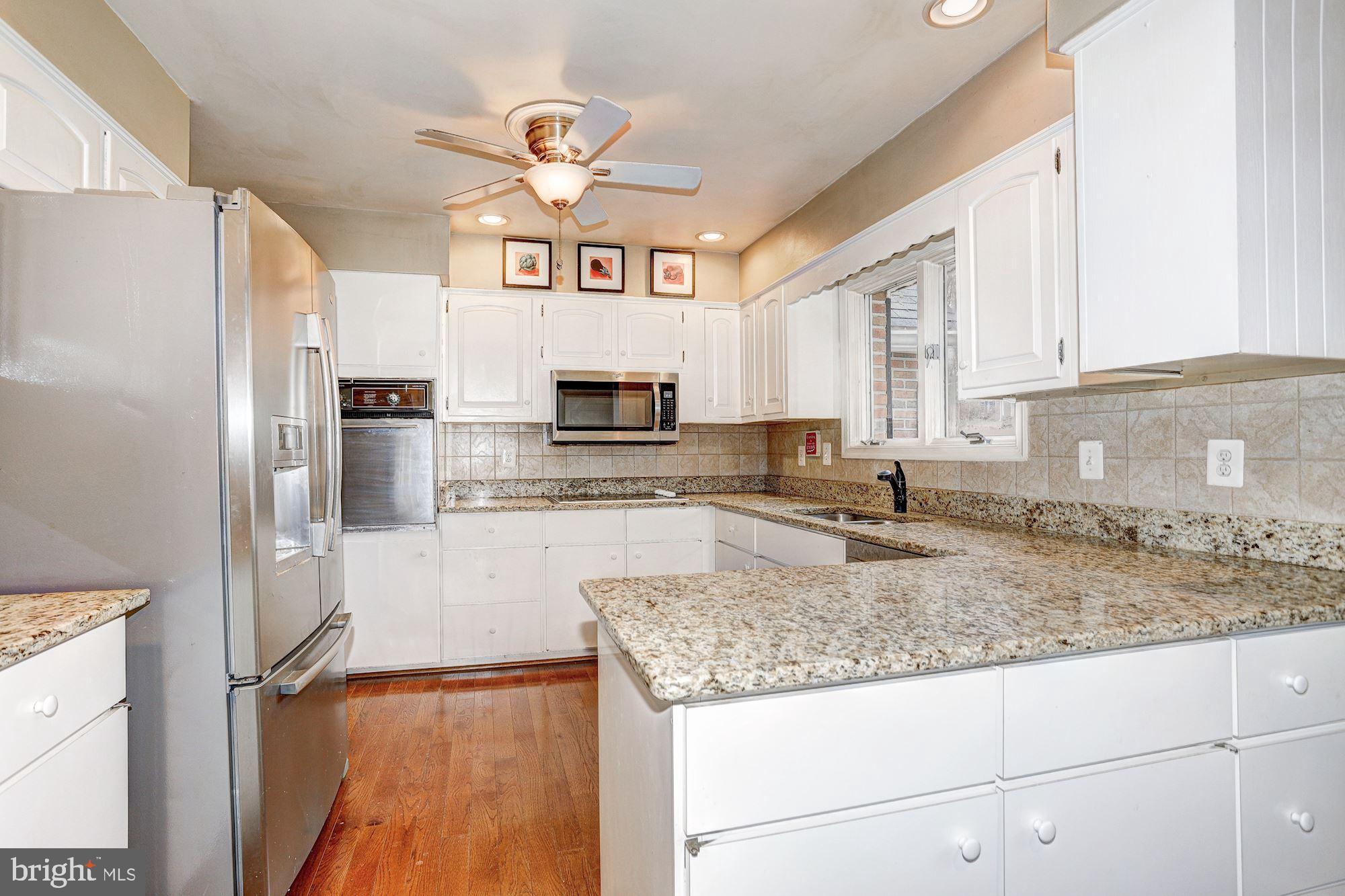 12256 Carroll Mill Road Ellicott City, MD 21042 - Photo 11 of 44 Eat-In Kitchen