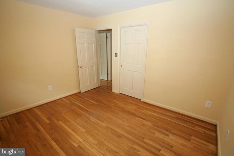 711 Chesapeake Avenue Silver Spring, MD 20910 - Photo 6 of 27 Bedroom #1